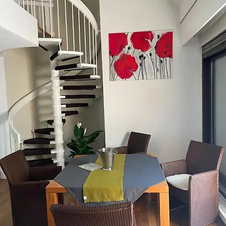 Luxusferienwohnung Im Herzen Der Altstadt Von Koblenz Apartment